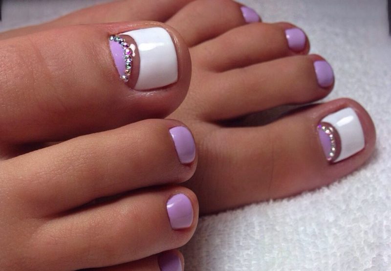 Blanc avec veste rose